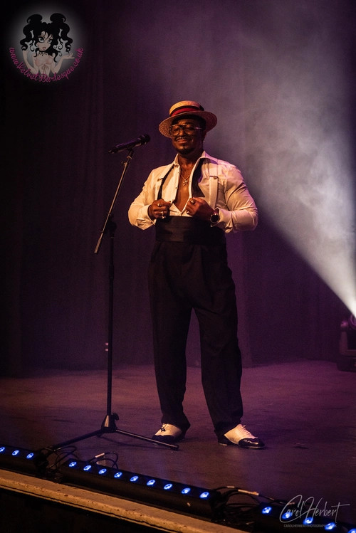 Darren Charles at The Velvet Burlesque