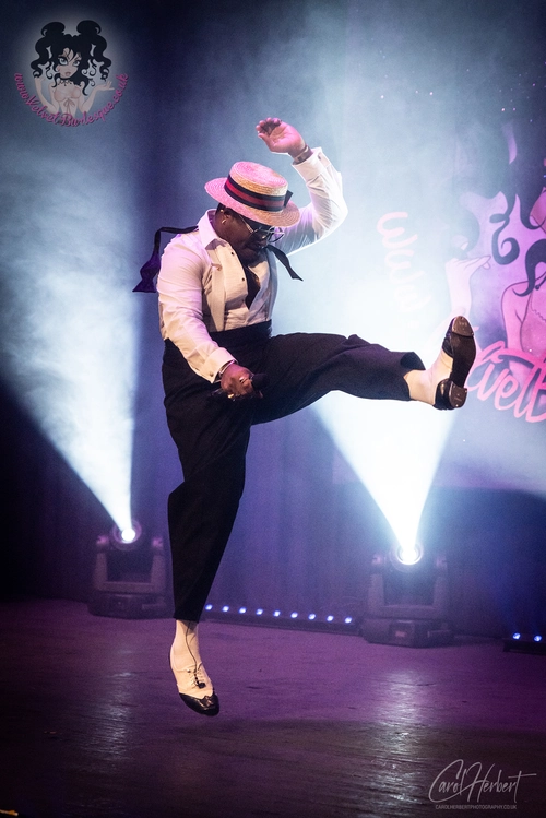 Darren Charles at The Velvet Burlesque