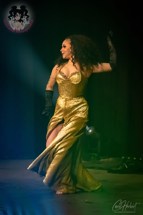 Demi Noire at The Velvet Burlesque
