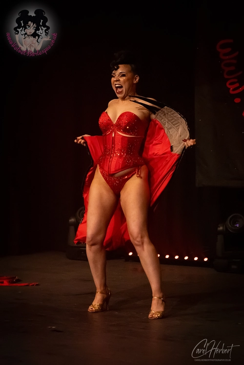 Demi Noire at The Velvet Burlesque