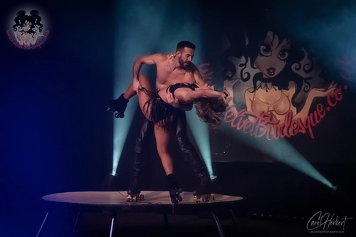 Duo Durran at The Velvet Burlesque