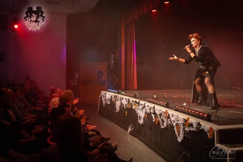 Eva von Schnippisch at The Velvet Burlesque