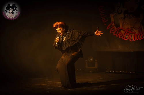 Eva von Schnippisch at The Velvet Burlesque