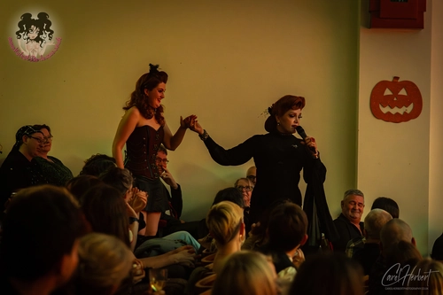 Eva von Schnippisch at The Velvet Burlesque