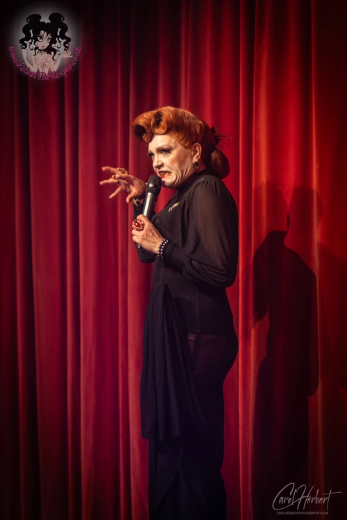 Eva von Schnippisch at The Velvet Burlesque