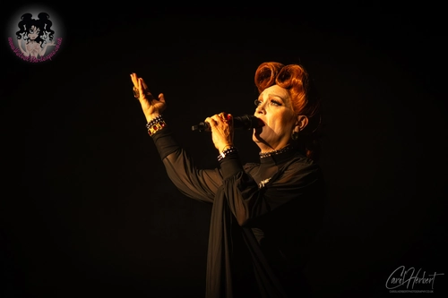 Eva von Schnippisch at The Velvet Burlesque