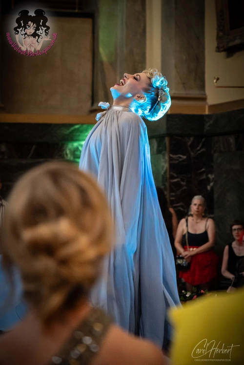 Lena Lenman at The Velvet Burlesque