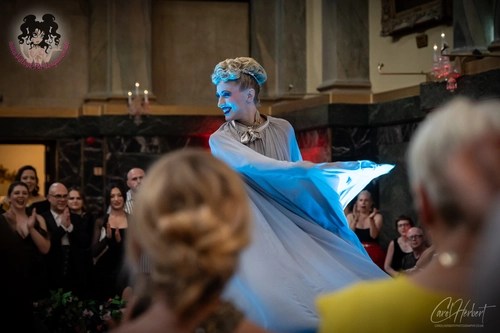 Lena Lenman at The Velvet Burlesque