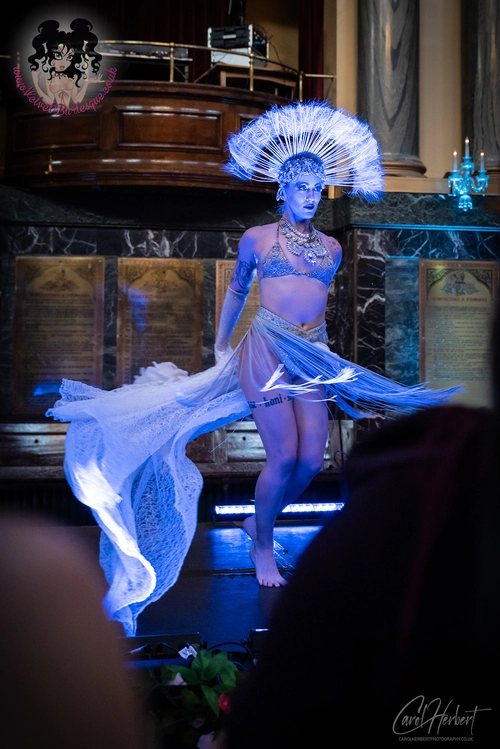 Lena Lenman at The Velvet Burlesque