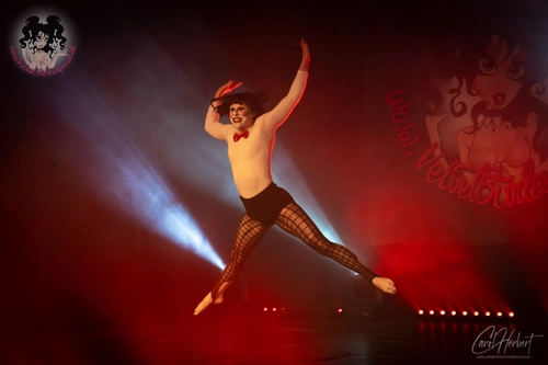 Twisted Nymph at The Velvet Burlesque