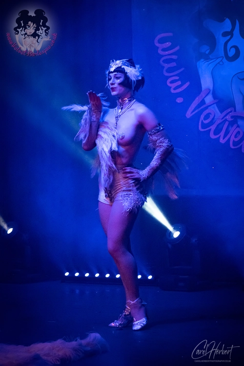 Vicky Butterfly at The Velvet Burlesque