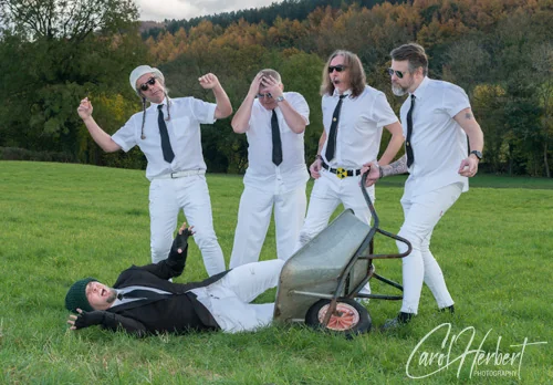 Atomic 80s Photo Shoot
