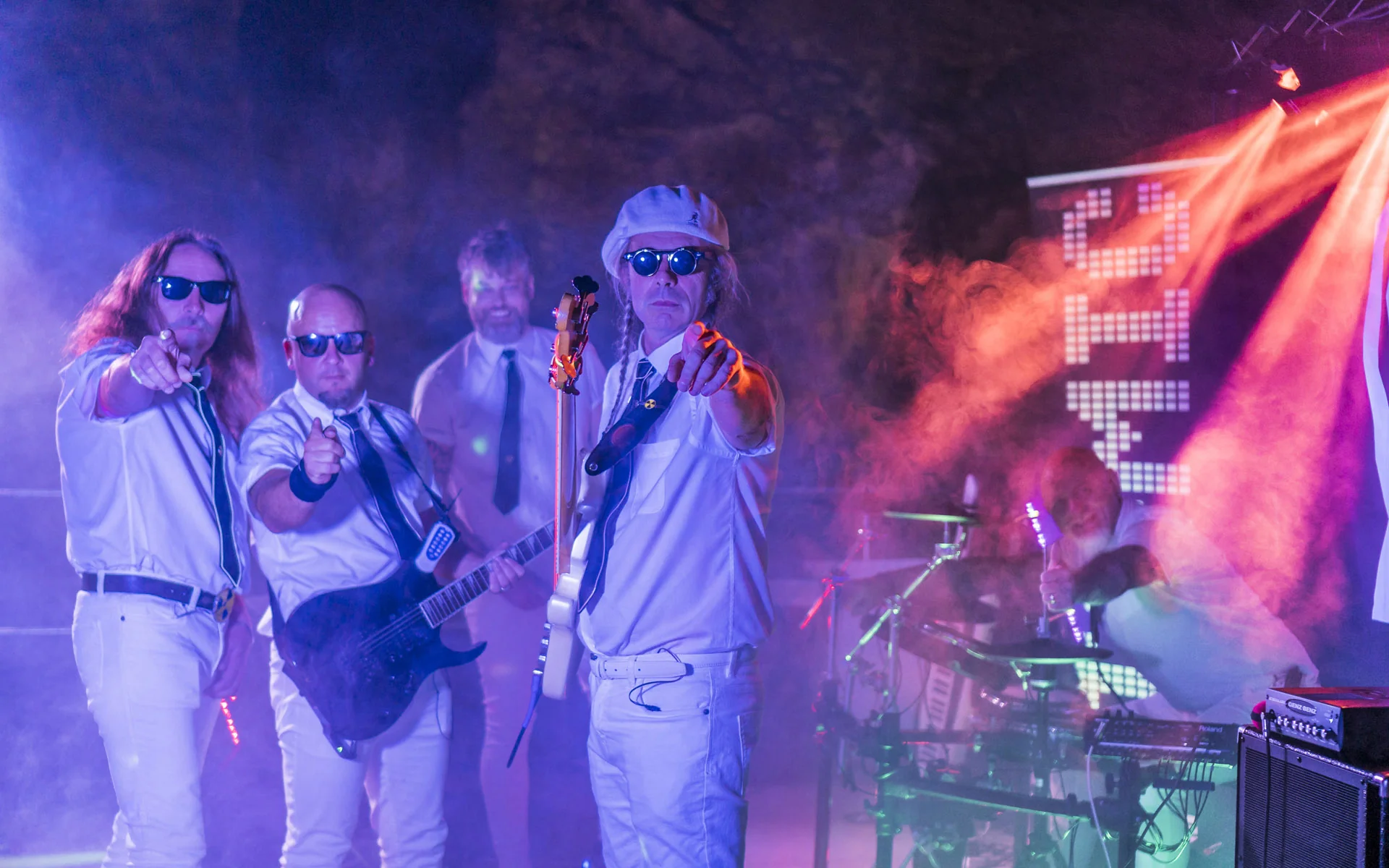 Carol Herbert Live Music & Stage Photography Photographer